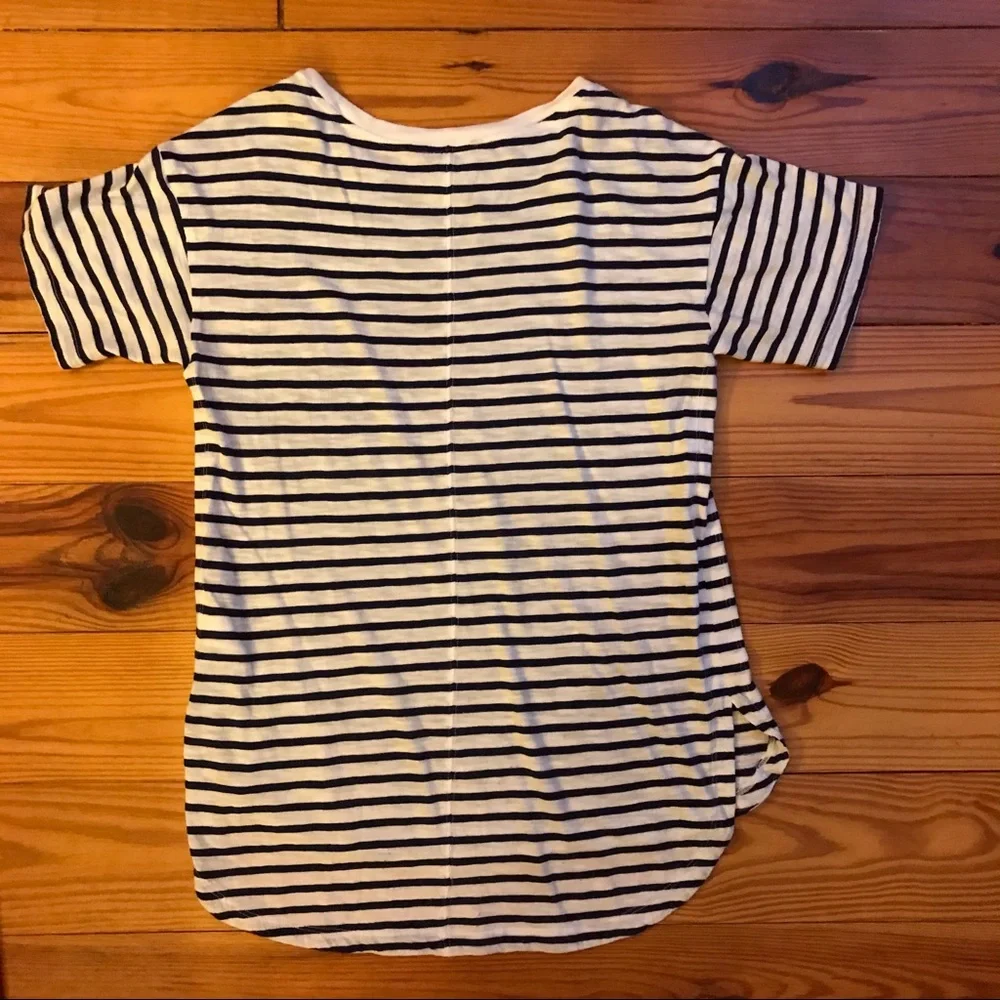 Banana Republic Navy White Striped Relaxed Crew Neck Tee, EUC, XS - Picture 10 of 12
